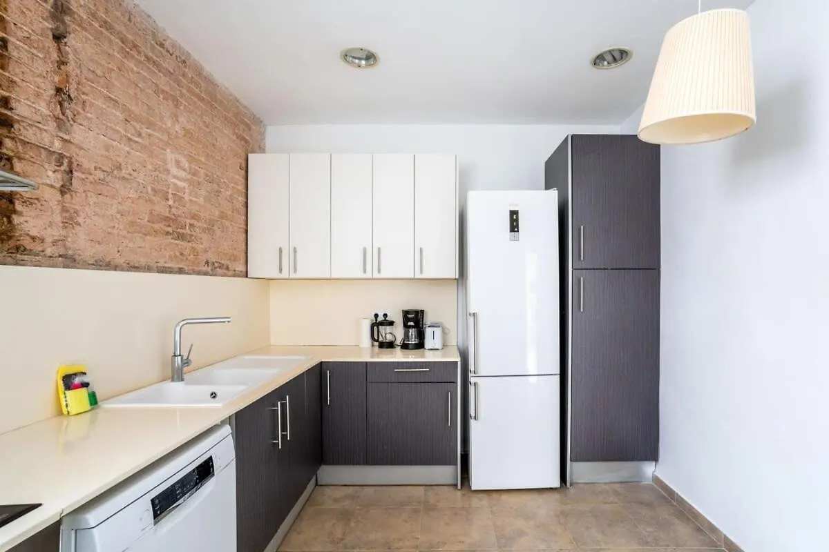 Gran Via Historic Catalan 4Bd Only For Families Or Business Groups Apartment Barcelona